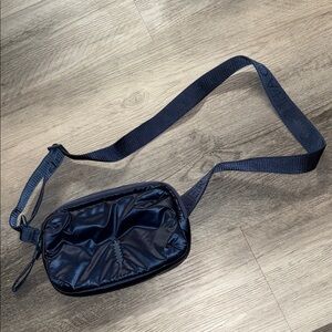 Thacker fanny pack bag